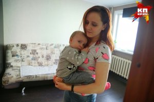 На Урале врачи пытаются вылечить девочку с синдромом «спящей красавицы», которая не может проснуться