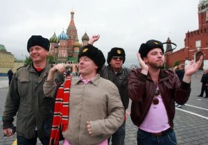 Когда икра не лезет в горло ("У вас тут все омерзительно! Как вы тут живете? Люди — не люди.....")