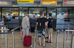 Албания отменила визы для россиян