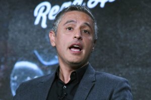 CNN уволил назвавшего Трампа «куском дерьма» ведущего