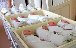 Жительница Челябинска потребовала у роддома 3 млн рублей за подмену ребенка 30 лет назад