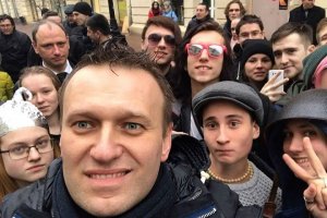 Как Навальный собирает несовершеннолетних на митинги