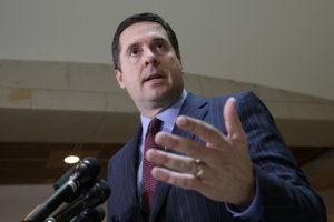 Глава разведкомитета конгресса США призвал прекратить «охоту за российскими призраками»