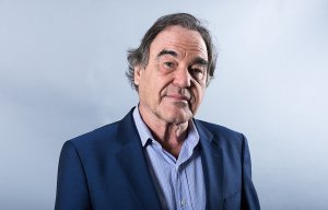 Оливер Стоун: Путин имеет ментальную власть над США