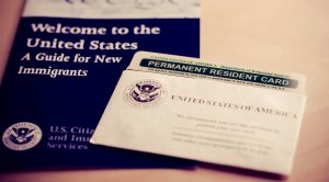 Особое приглашение: в США предлагают упростить получение грин-карт для секс-меньшинств из России
