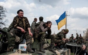 Около 500 воевавших в Донбассе украинцев покончили с собой после возвращения домой - глава МВД