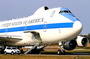 Обрушившийся на США торнадо повредил «самолёты судного дня»