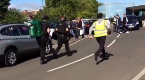 В британском Ньюкасле машина въехала в толпу празднующих Ураза-байрам