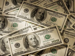 Совокупный мировой долг побил все рекорды, достигнув 327% ВВП Земли