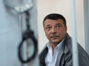 ФСБ возбудила второе уголовное дело о взяточничестве против главы УСБ СКР Максименко