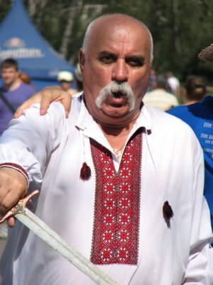 Откуда вы взялись, украинские оборотни - не помнящие родства
