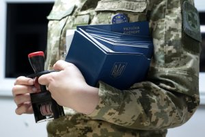 ЛНР: Власти Украины продают паспорта пропавших в Донбассе солдат боевикам ИГИЛ