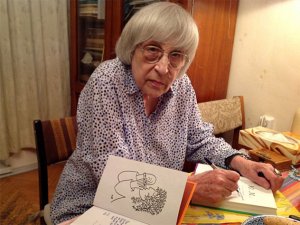 Юнна Мориц посвятила стихи Алексиевич, оправдавшей убийц Бузины