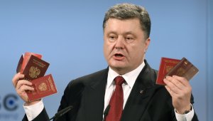 Украинские спецслужбы фальсифицируют документы захваченных в плен ополченцев ЛНР, выдавая их за российских военных, заявляют в Луганске