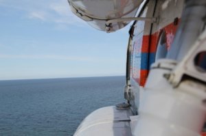 МЧС ведёт на Сахалине поиски унесённых в море сёрфингистов