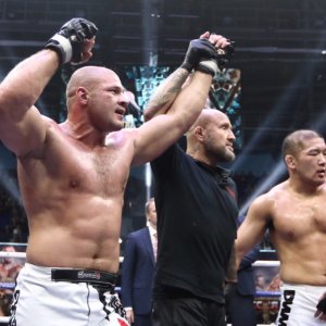 Боксёр Лебедев защитил титул суперчемпиона мира по версии WBA