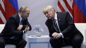 Трамп вернул Путину кресло собеседника