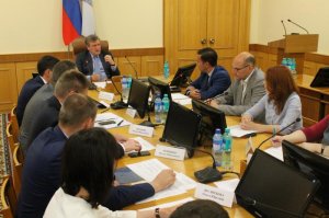 Кировские активисты ОНФ назвали главе региона ТОП-10 дорог, нуждающихся в ремонте