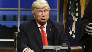 Алек Болдуин номинирован на "Эмми" за пародию на Трампа