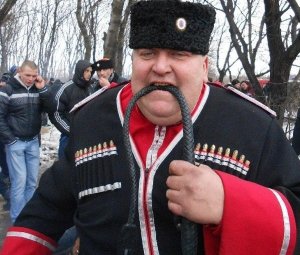 В Краснодарском крае задержали жильцов дома, которые перекрыли трассу гробами