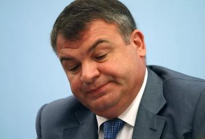 Нерукопожатный (На МАКСе Сердюкова не подпустили к Путину)