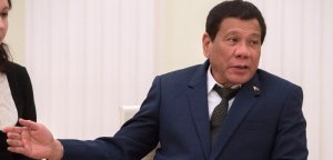 Президент Филиппин о приглашении посетить США: «Я видел Америку — и это ничто». Родриго Дутерте, который считает себя «социалистом», в своей политике ориентируется на Пекин и Москву