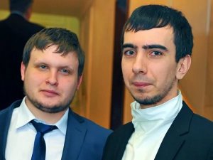 Пранкеры рассказали главе минэнерго США о новом украинском топливе из самогона и навоза