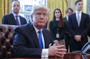 Белый дом рассказал о праве вето Трампа на закон об антироссийских санкциях