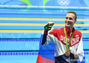 Российский пловец Чупков завоевал золото чемпионата мира на дистанции 200 м брассом