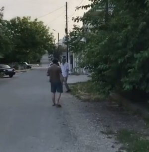 Наркоманы отказались покидать одну из улиц Пятигорска из-за "закладки"