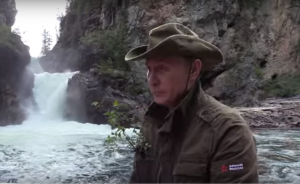 Путин ловит щуку кадры с Go Pro