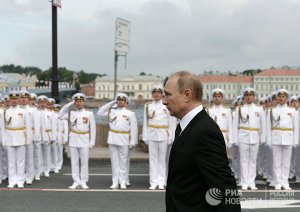 [«Дай им палец - они всю руку откусят»] Одних только санкций недостаточно, чтобы остановить план Путина - Даг Шон (Doug Schoen)