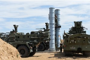 Автомобили и квадроциклы получили победители международного конкурса расчётов зенитных ракетных войск