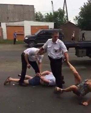 Пьяный водитель и его жена