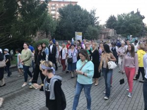 Под девизом «Сохраним природное наследие» активисты ОНФ провели праздник Красной книги в Московском зоопарке