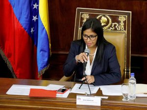 Учредительное собрание Венесуэлы объявило себя главным органом власти в стране