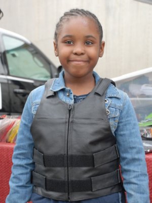 Жителям Чикаго могут выдать шлемы и бронежилеты из-за вооруженных банд