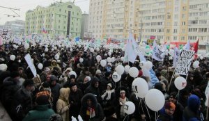 Удальцов возложил вину за аресты митингующих на Навального и Пономарева