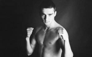 Чемпиона Украины по MMA застрелили из "Сайги"