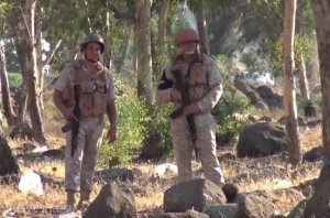 Уникальные кадры: Российские военные встретились с боевиками в сирийском Хомсе