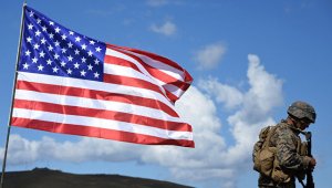 США не планируют оставаться в Сирии после разгрома ИГ*, заявили в госдепе