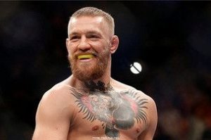 Макгрегор заявил, что судья рано остановил бой с Мэйуэзером
