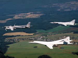 Минобороны РФ получило после модернизации самолет Ту-160