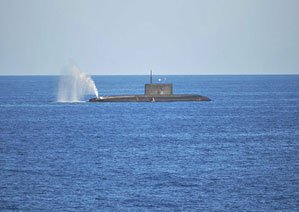 Подлодки "Колпино" и "Великий Новгород" проведут учения с кораблями ВМФ РФ в Средиземном море
