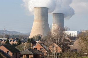 Власти ФРГ начали готовиться к возможной катастрофе на бельгийской АЭС (Немецкий город Ахен запасается таблетками йода)