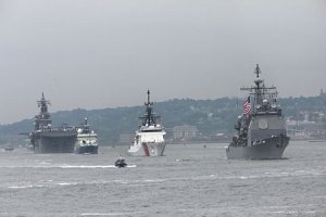 Чтобы «деблокировать Керченский пролив»США могут направить военные корабли в Азовское море  (Вашингтон наращивает военное присутствие вблизи Крыма)