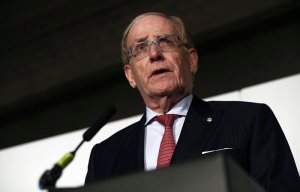 Макларен снял обвинения в участии властей РФ в создании допинговой системы (Свои ошибки автор доклада независимой комиссии ВАДА признал в беседе с Виталием Смирновым)