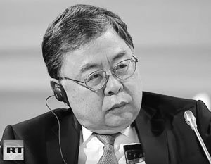 [Ex oriente lux] Ведущий пленарного заседания Восточного экономического форума предложил президенту России переименовать Дальний Восток, потому что Европа - и уже давно - далеко не центр мира