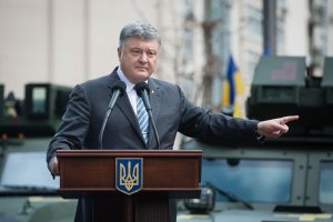 [«Обрыв на краю ржаного поля детства»*] Порошенко заявил о риске утраты Украиной государственности. В 2019 году на Украине пройдут президентские и парламентские выборы