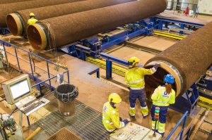 В Германии подготовили первые трубы для "Северного потока — 2"